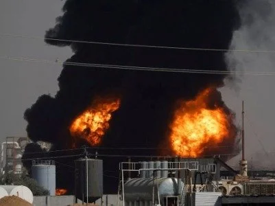 İraqda neft kompleksi VURULDU 