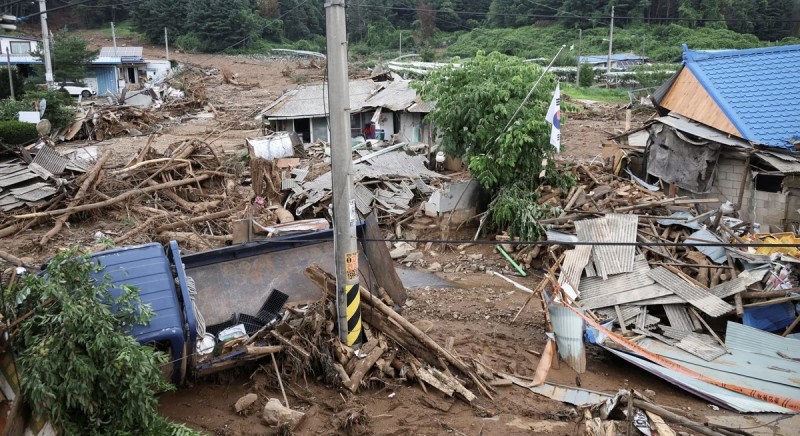 Pakistanda daşqınlar nəticəsində ölənlərin sayı 45-ə çatıb