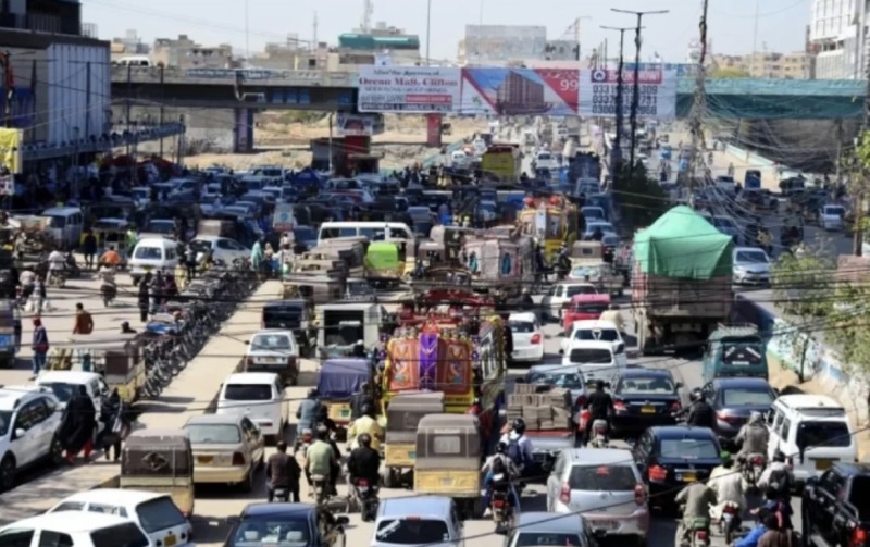 Pakistanın 12 günlük neft ehtiyatı qalıb