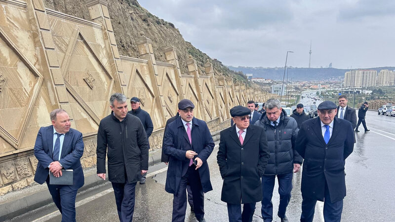 Heydərov bu dəfə sürüşmə təhlükəsi olan ərazidə - VİDEO