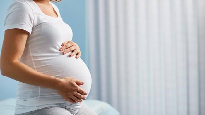 Doğuşdan sonra qadınları ən çox narahat edən suallar - Mütəxəssis cavablandırır