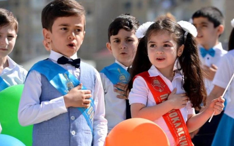 Övladı 1-ci sinfə gedəcək şəxslərin NƏZƏRİNƏ