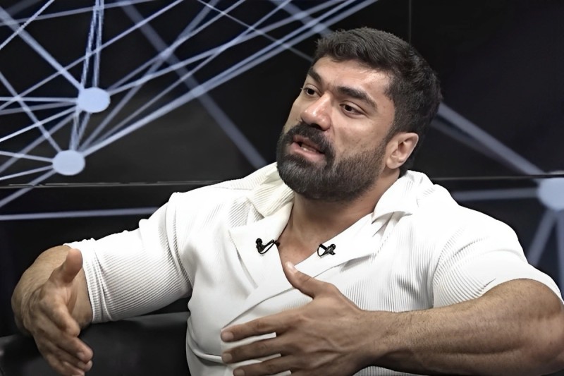 Tacir və Cabbara bahalı maşın nömrələri verəcəyəm