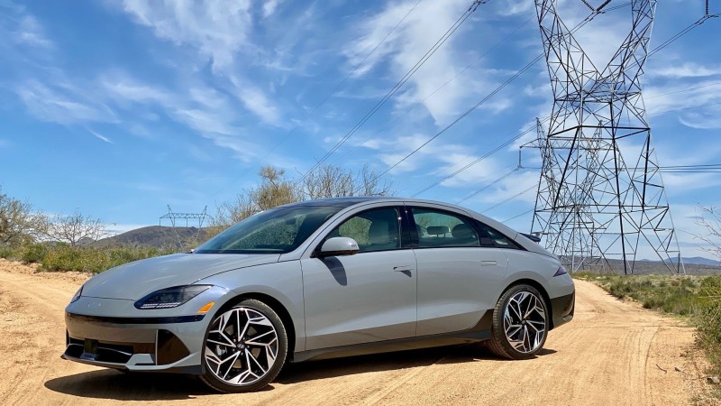 Hyundai şirkəti 294 mindən çox avtomobili geri çağırır