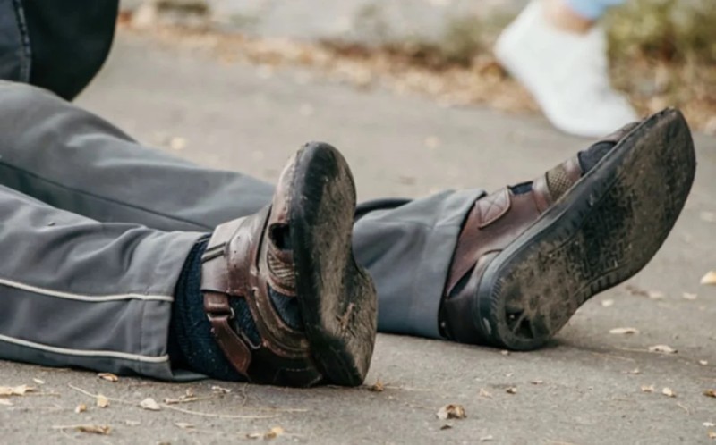 Kişi həyətində ölü tapıldı