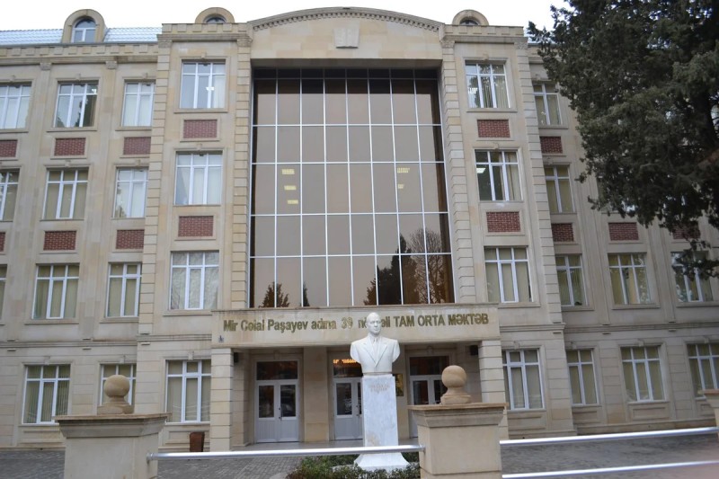 Şagirdləri təhqir edən müəllimlə bağlı tədbir görüldü - RƏSMİ