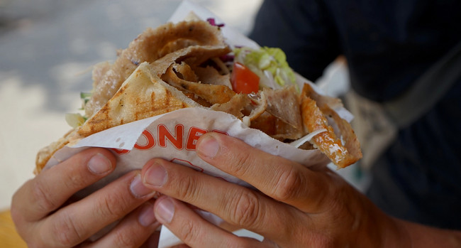 Yenə dönər, yenə zəhərlənmə: qidanı zəhərə döndərən mərəz...