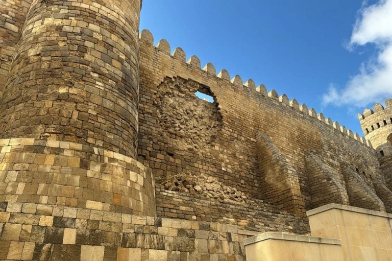 Qala divarlarındakı aşınmayla bağlı DTMQİ-dən AÇIQLAMA