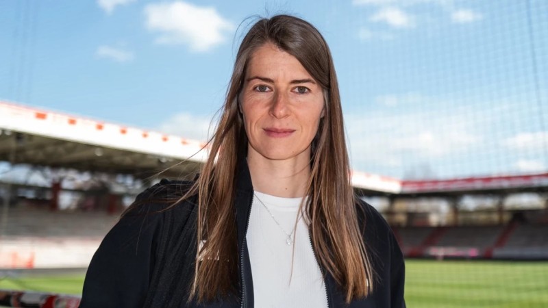 Baş məşqçi olub tarixə düşdü