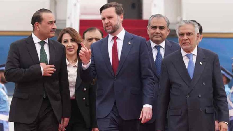 ABŞ nümayəndə heyəti Pakistanı tərk etdi