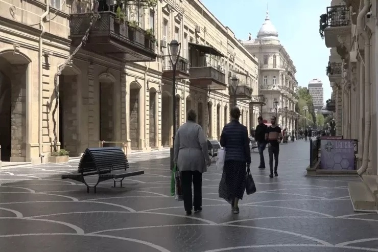 Torqovıda evdən meyit TAPILDI