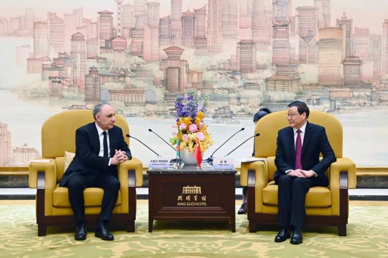 Kamran Əliyev Çində rəsmi səfərdədir - FOTO