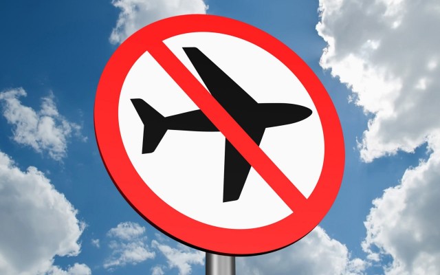 Ermənistan hava məkanını BAĞLAYIR