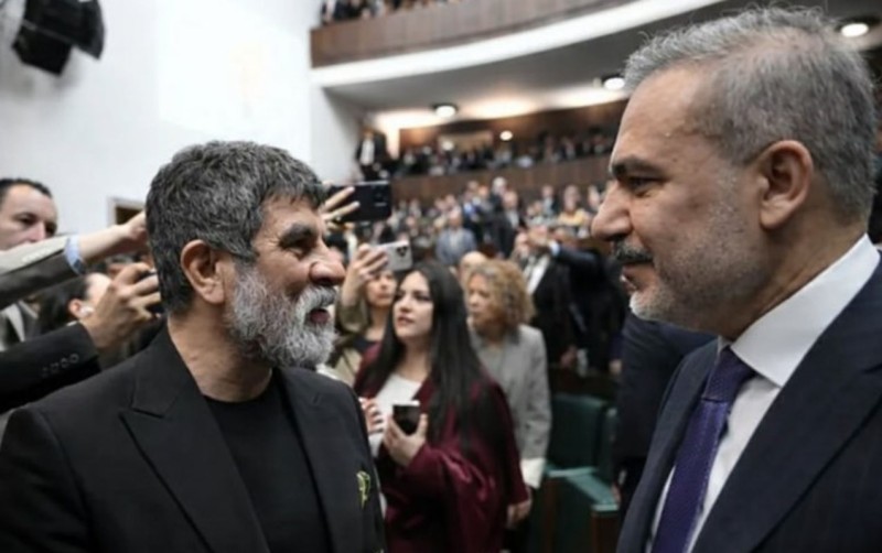 “Yeraltı”nın aktyoru Hakan Fidanla bunları danışdı - VİDEO