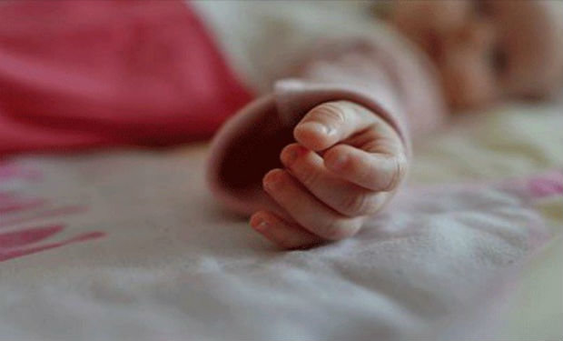 2 yaşlı körpə bədbəxt hadisə səbəbindən öldü