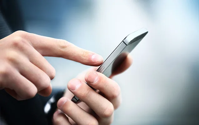 2900 manatlıq mobil telefon oğurlandı