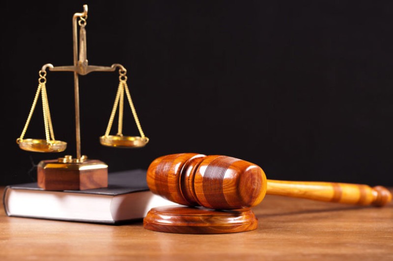 Sevgilisini kafedə öldürmək istəyən şəxsə hökm oxundu