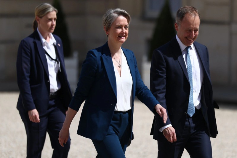 Britaniya XİN rəhbəri Hörmüz boğazı ilə bağlı İrana çağırış edib