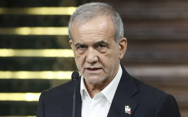 "Tramp kimdir ki?.." - Pezeşkian
