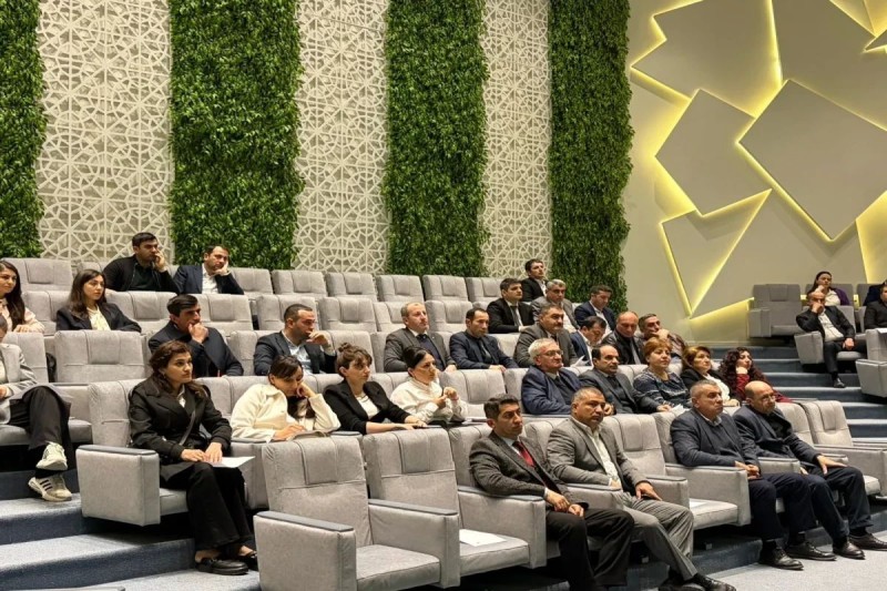 Dövlət qulluqçuları üçün təlimlər keçirilib - FOTO