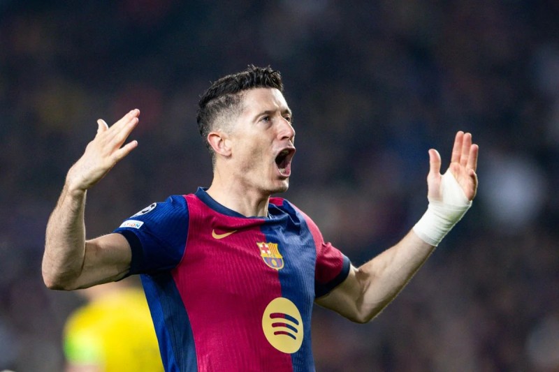 Pini Zahavi müqaviləsinin müddətini uzada bilər