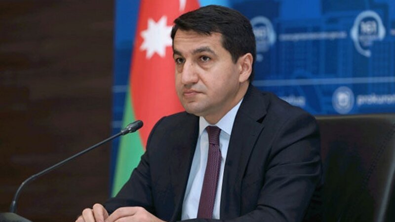 Hikmət Hacıyev Qriqoryanla panel müzakirədə iştirak edəcək