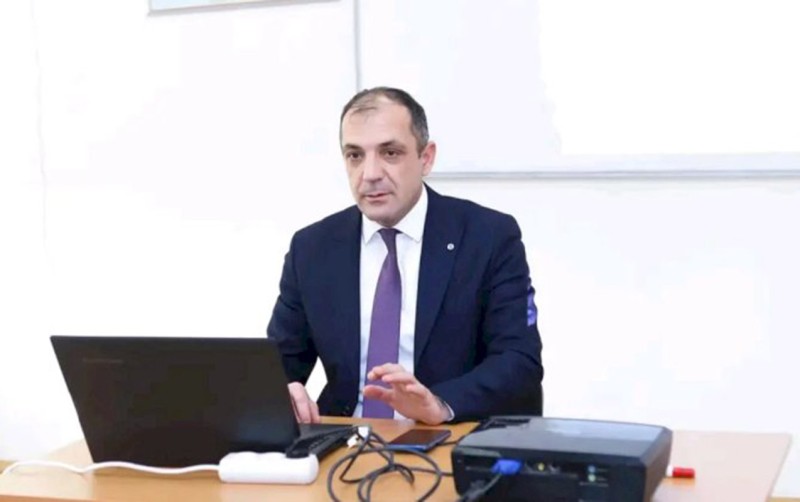 Xaçmaz üzrə təhsil sektorunun müdiri işdən çıxarıldı