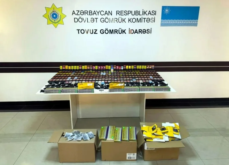 Gömrükdə 243 ədəd mobil telefon aşkar edildi