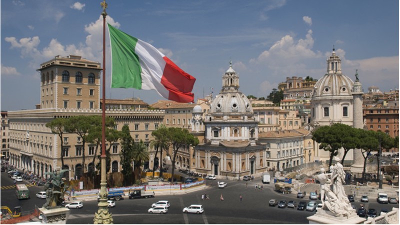 İtaliyanın dövlət borcu rekord səviyyəyə çatdı: 3 trilyon avro...