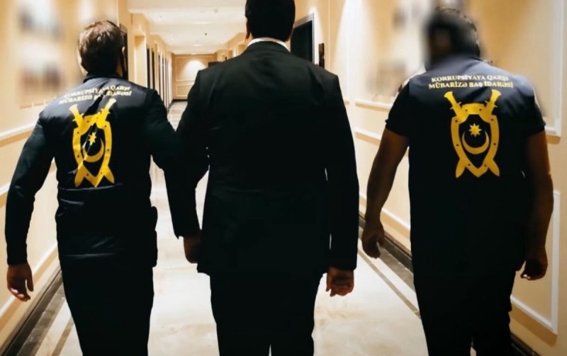 Dövlət qurumunda əməliyyat: Saxlanılanlar var - YENİLƏNİB