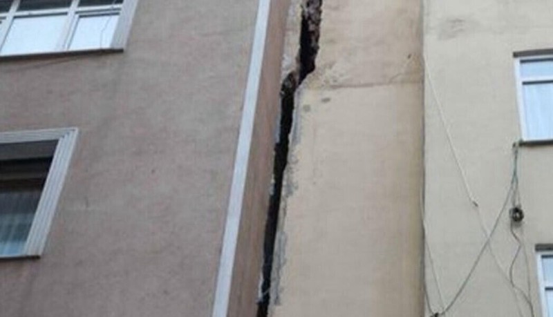 Sumqayıtda evlərdə çatlar yarandığı deyilir - Rəsmi CAVAB