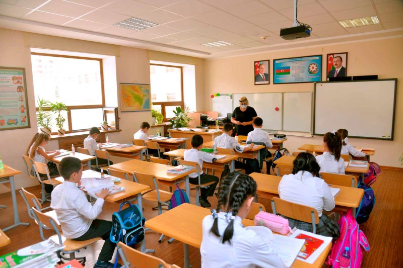 Şagird yerdəyişməsi müvəqqəti dayandırılır