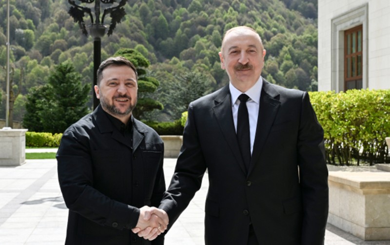 Prezidentin sosial şəbəkə hesabında Zelenskinin səfəri ilə bağlı videoçarx