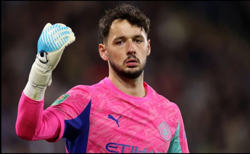 Trafford Mançester Yunaytedə keçməkdən imtina edib