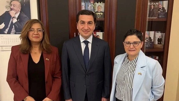 Azərbaycanla Kolumbiya arasında mina müzakirəsi