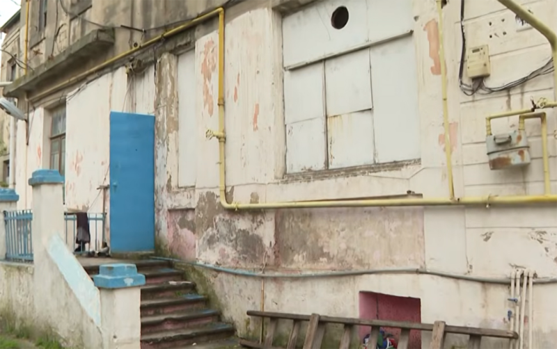 “Uşağı bağçaya gətirə bilməmişəm, qorxuram ki, nəsə olar” - VİDEO