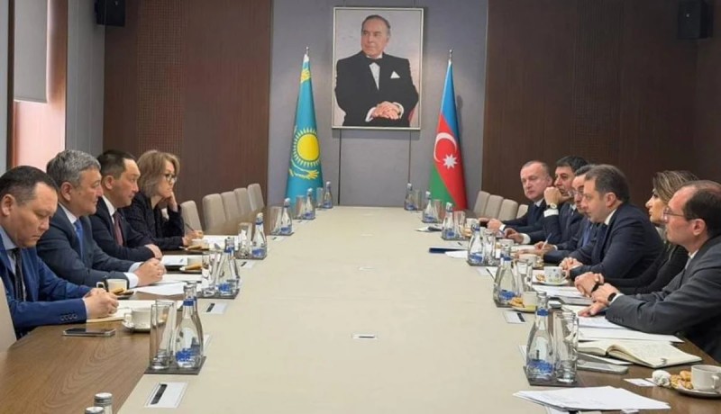 Azərbaycan və Qazaxıstan XİN-ləri əməkdaşlığı müzakirə etdilər