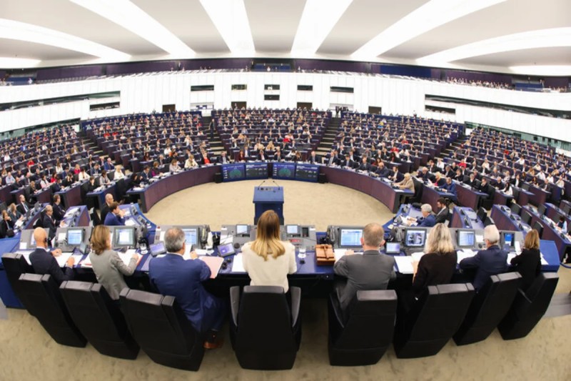 Azərbaycan Avropa Parlamenti ilə münasibətləri dayandıra bilər