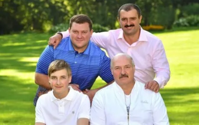 Lukaşenkonun oğulları da sanksiyaya məruz qaldı