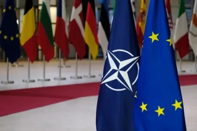 Avropanın təhlükəsizlik arxitekturası dəyişir: NATO zəifləyir, Aİ güclənir?