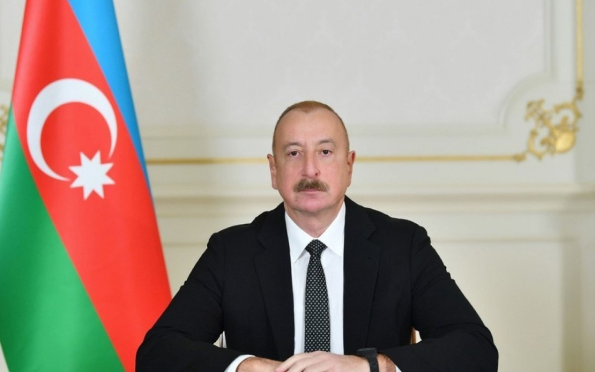 İlham Əliyev Polşa Prezidentini TƏBRİK ETDİ