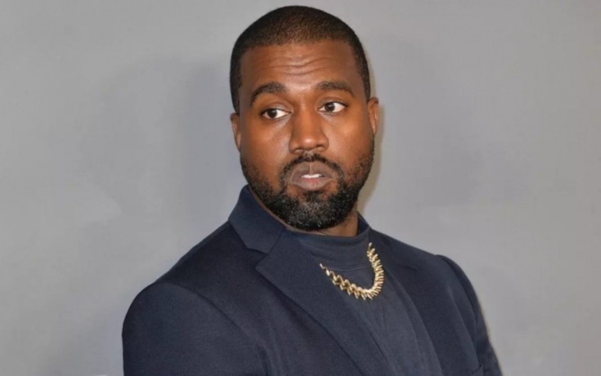 Kanye Uest konserti üçün stadion tikəcək