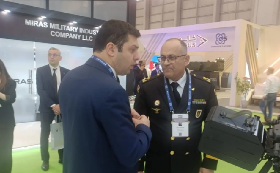 HDQ komandanı SAHA 2026 sərgisi ilə tanış olub