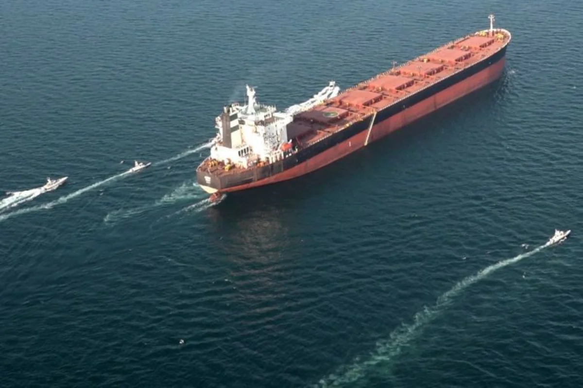Azərbaycan neftini daşıyan tanker Hörmüz boğazından keçdi