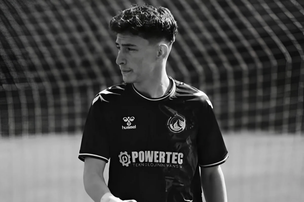 16 yaşlı futbolçu öldü