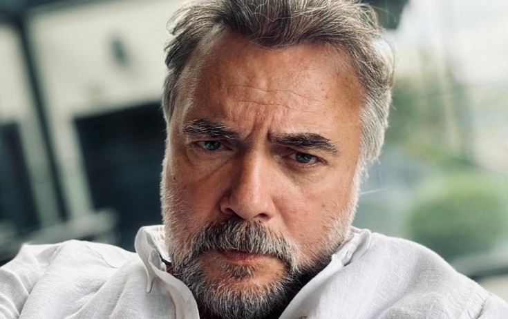 Özümə kişilərin olmadığı serial tapacağam