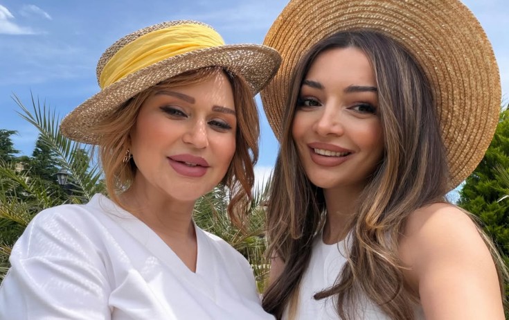 Mələkxanım Eyubova gəlini ilə - Foto