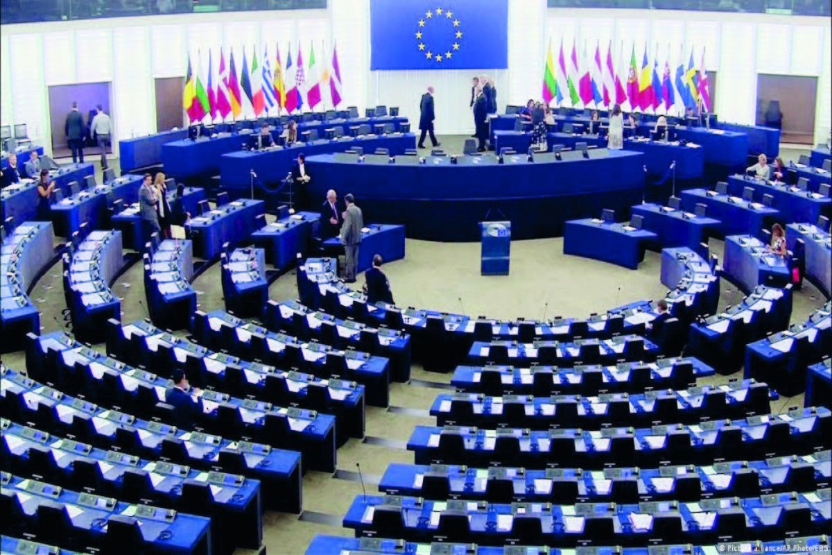 Avroparlament Azərbaycanla bağlı fəaliyyətlərini tənqid edib