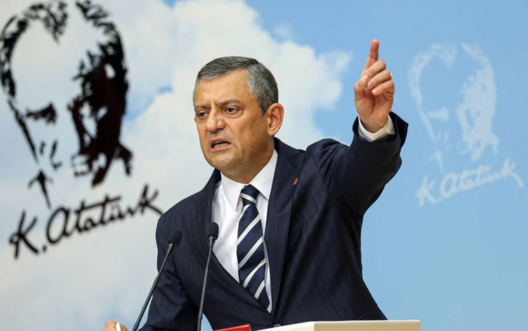 Özgür Özel CHP parlament qrupunun sədri seçilib
