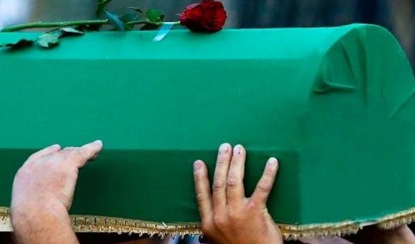 Bakıda 22 yaşlı oğlan qəfil vəfat etdi - Foto